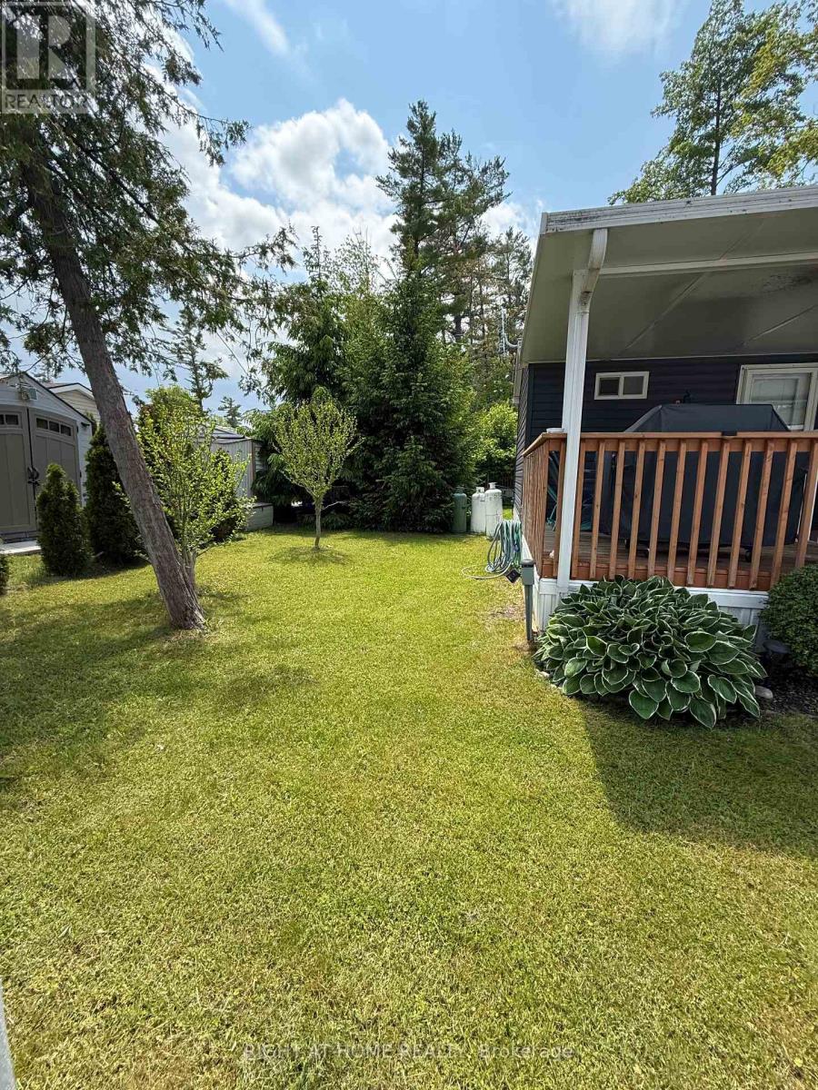 7 Nipagon Circle, Wasaga Beach, Ontario  L9Z 2M2 - Photo 6 - S12062740