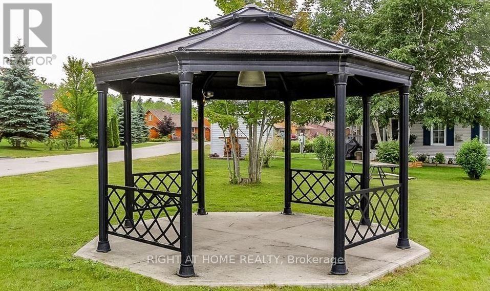 7 Nipagon Circle, Wasaga Beach, Ontario  L9Z 2M2 - Photo 36 - S12062740