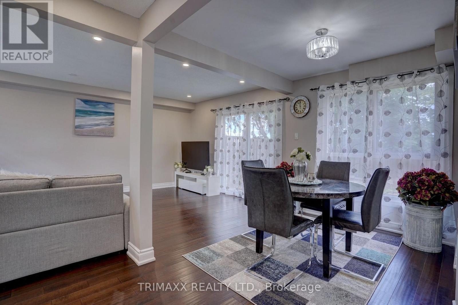 13 Havendale Ct Court, Brampton (Central Park), Ontario  L6S 2B5 - Photo 6 - W12203103