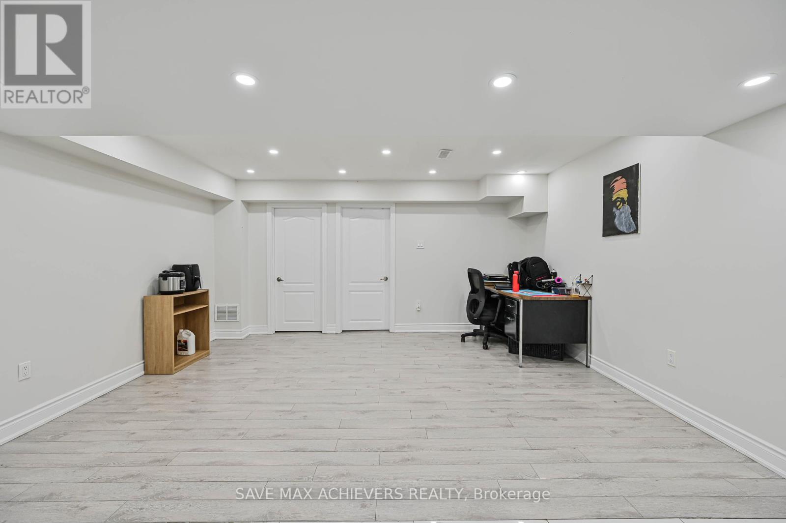 7 Seacliff Crescent, Brampton, Ontario  L6T 0A4 - Photo 45 - W12212973