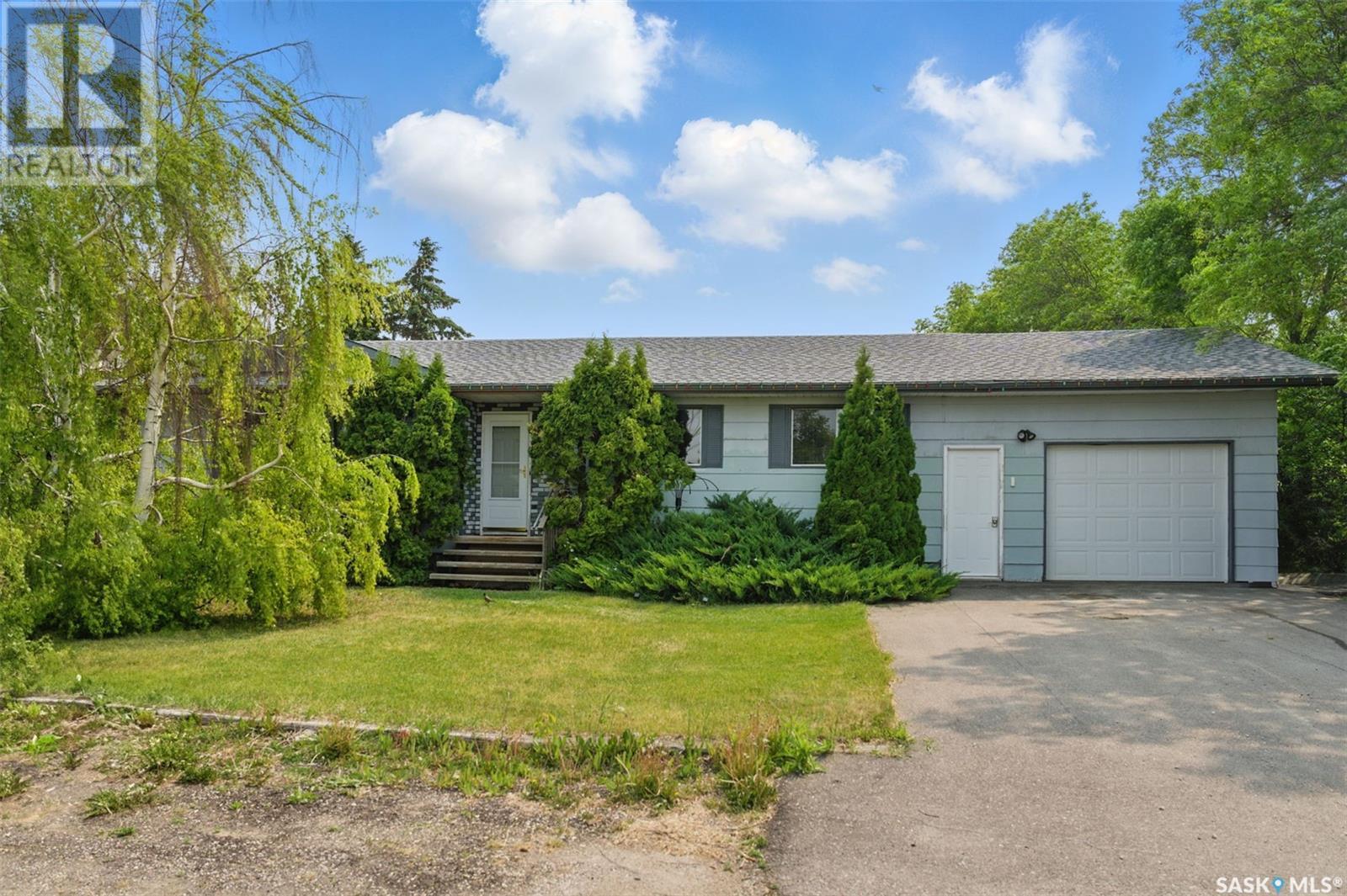 745 Grid ROAD, bruno, Saskatchewan