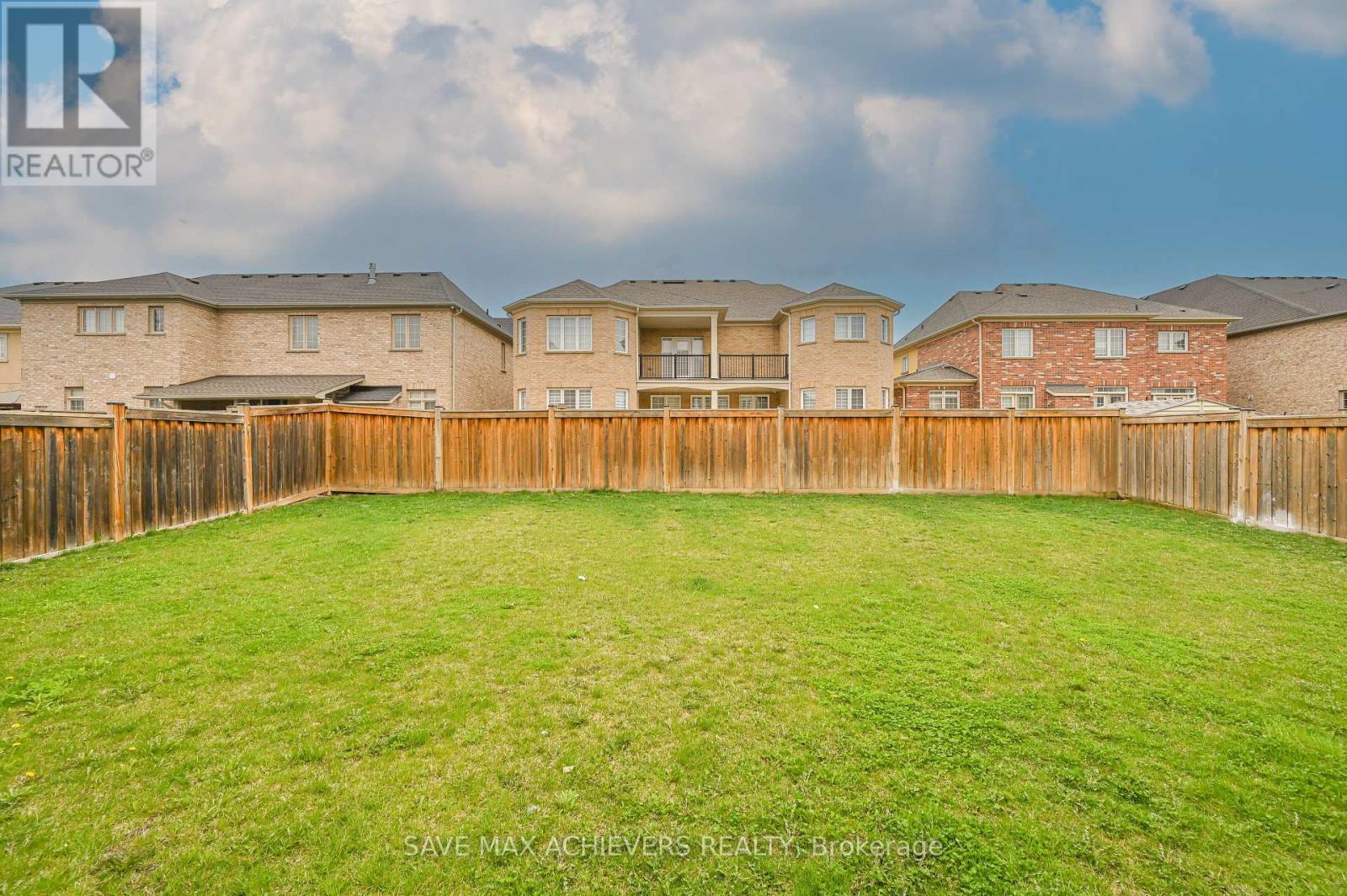 7 Seacliff Crescent, Brampton, Ontario  L6T 0A4 - Photo 48 - W12212973