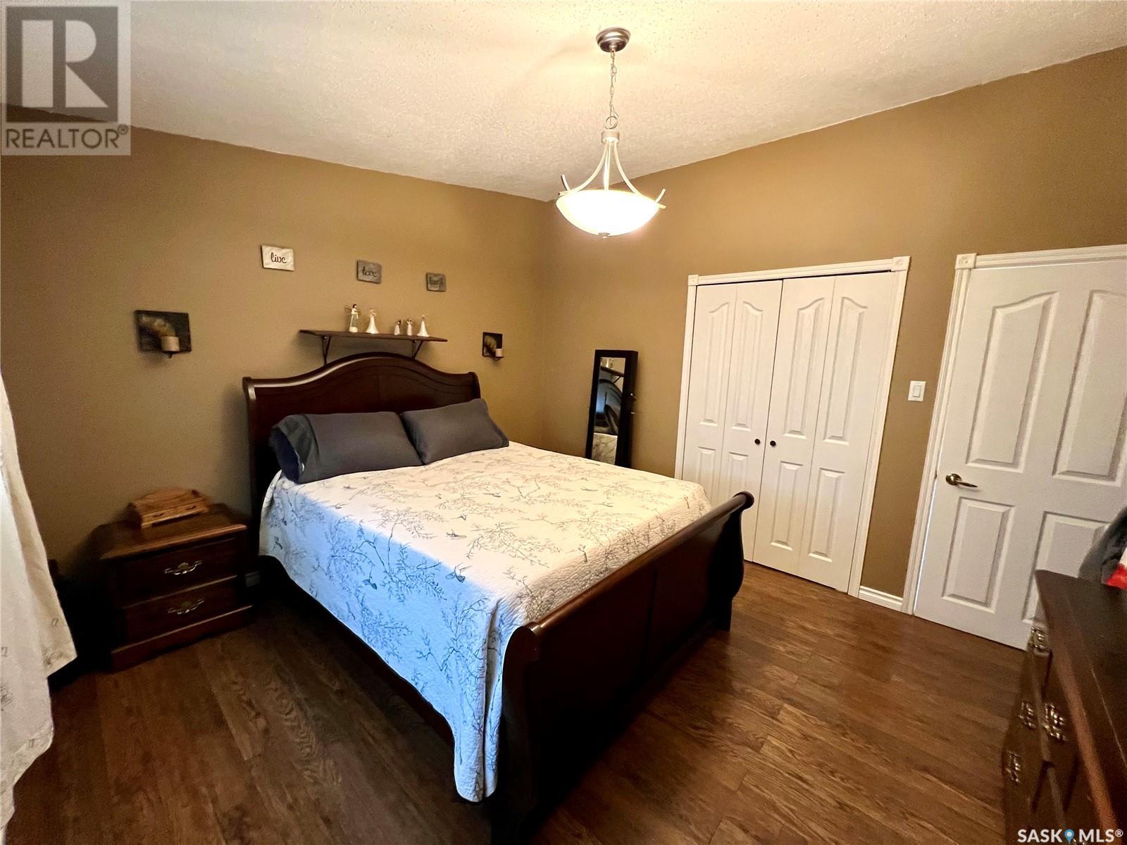 284 10th Avenue Nw, Swift Current, Saskatchewan  S9H 1P1 - Photo 12 - SK009060
