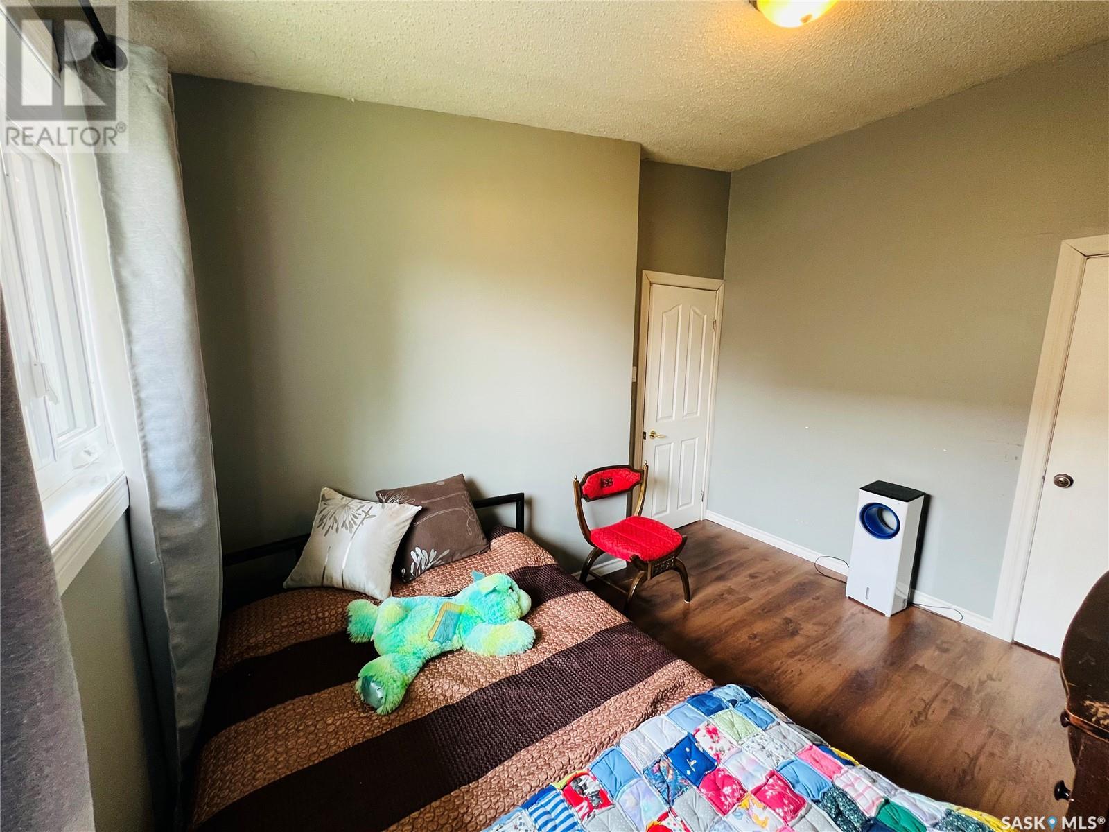 284 10th Avenue Nw, Swift Current, Saskatchewan  S9H 1P1 - Photo 17 - SK009060