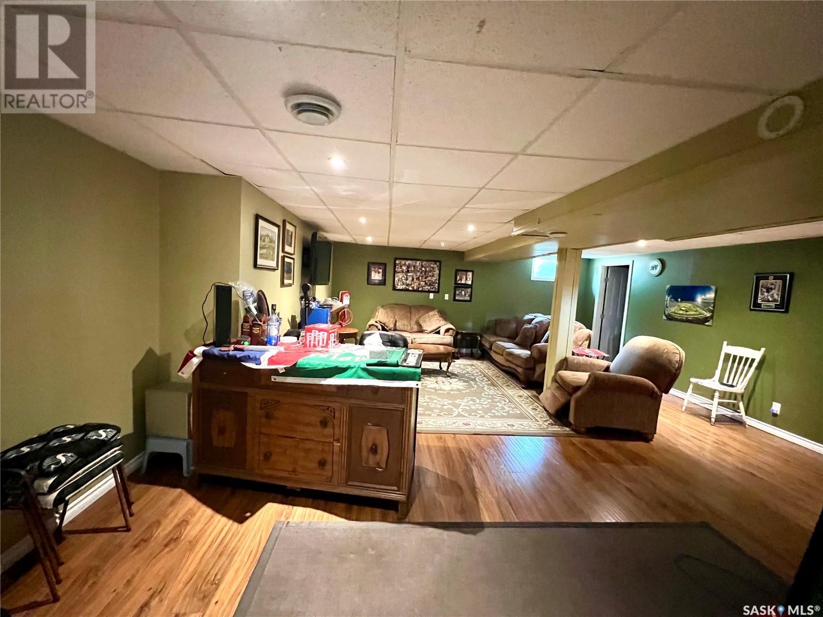284 10th Avenue Nw, Swift Current, Saskatchewan  S9H 1P1 - Photo 23 - SK009060