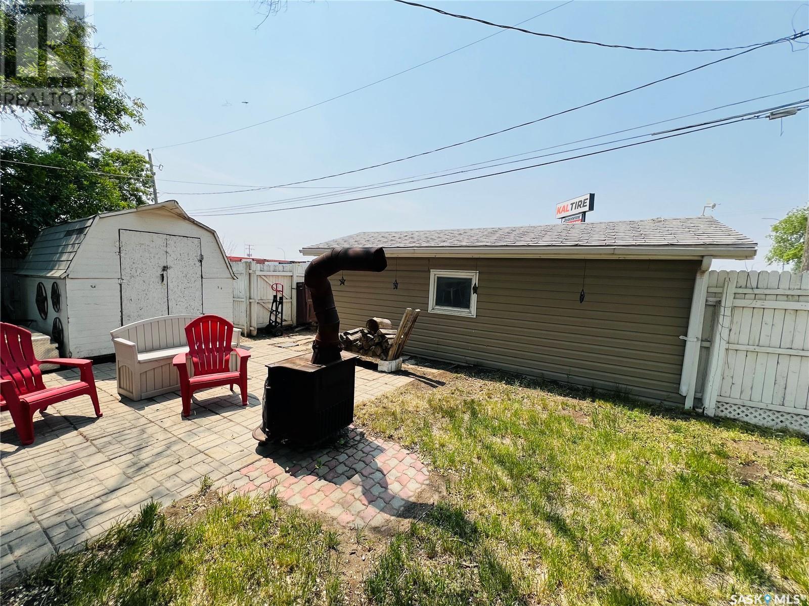 284 10th Avenue Nw, Swift Current, Saskatchewan  S9H 1P1 - Photo 36 - SK009060