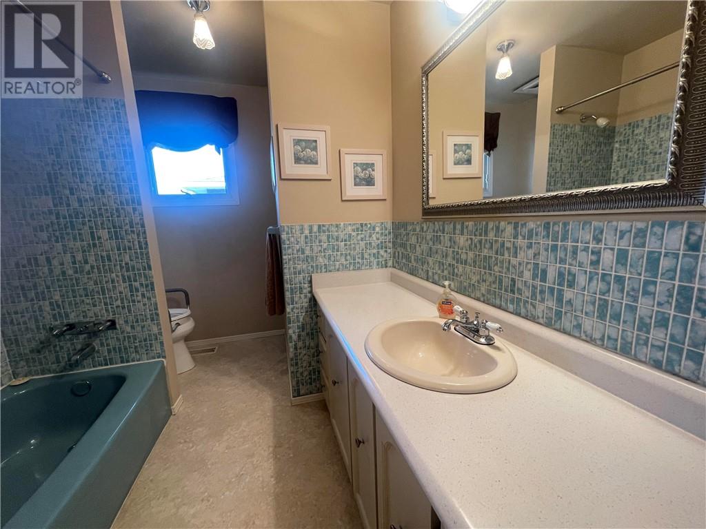 Property at 149 Newton Crescent image 2