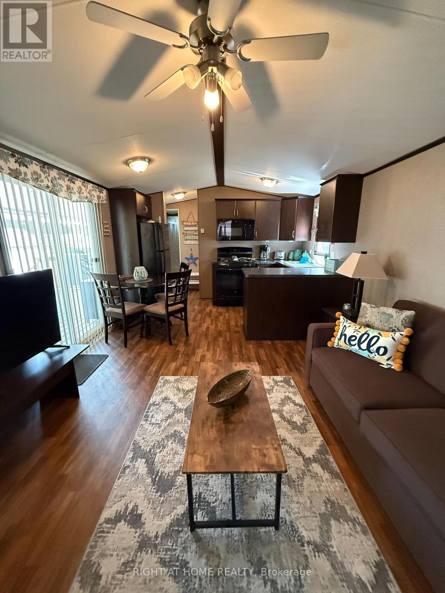 7 Nipagon Circle, Wasaga Beach, Ontario  L9Z 2M2 - Photo 14 - S12062740