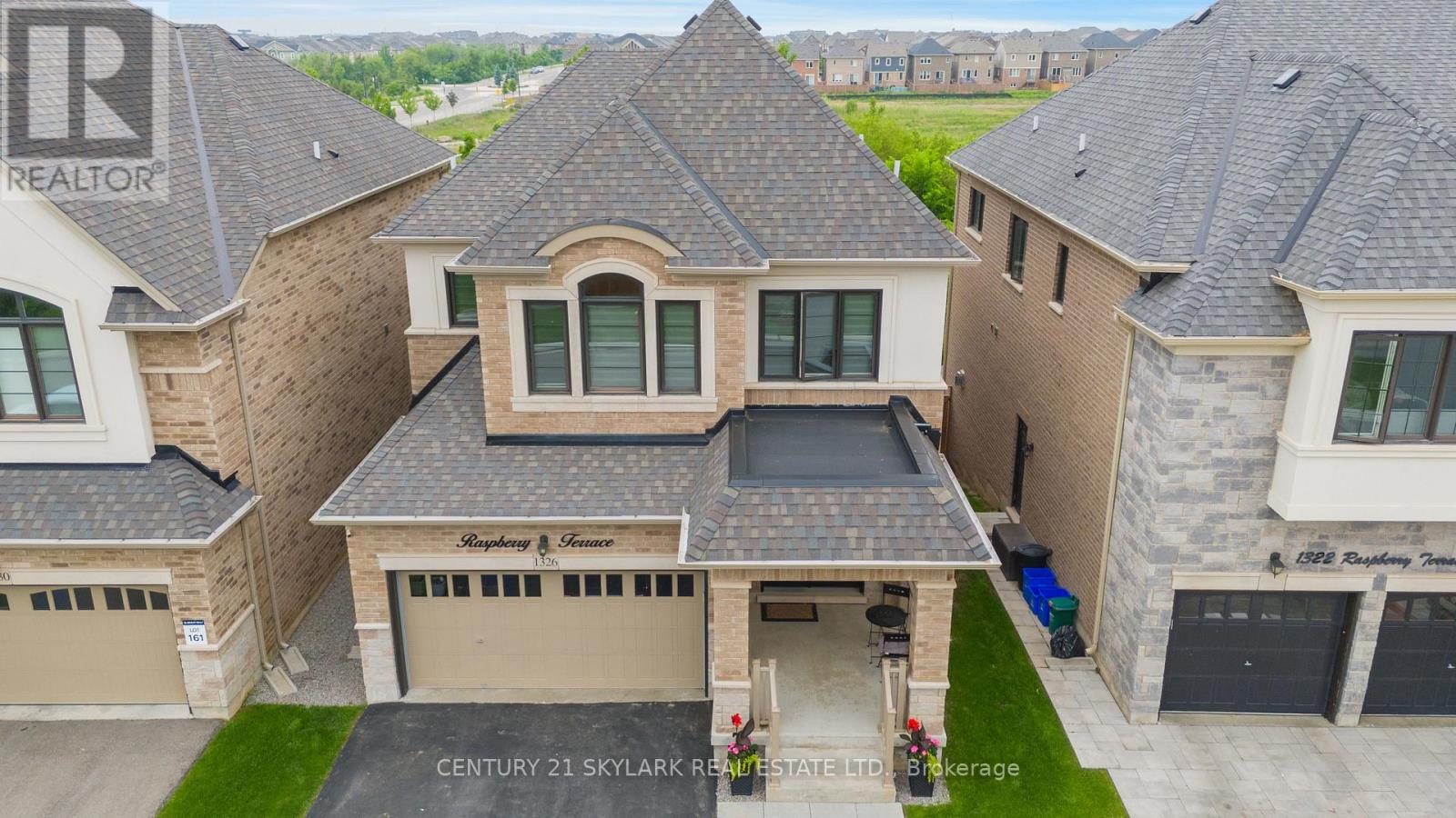 1326 Raspberry Terrace, Milton, Ontario  L9E 1N3 - Photo 6 - W12096536