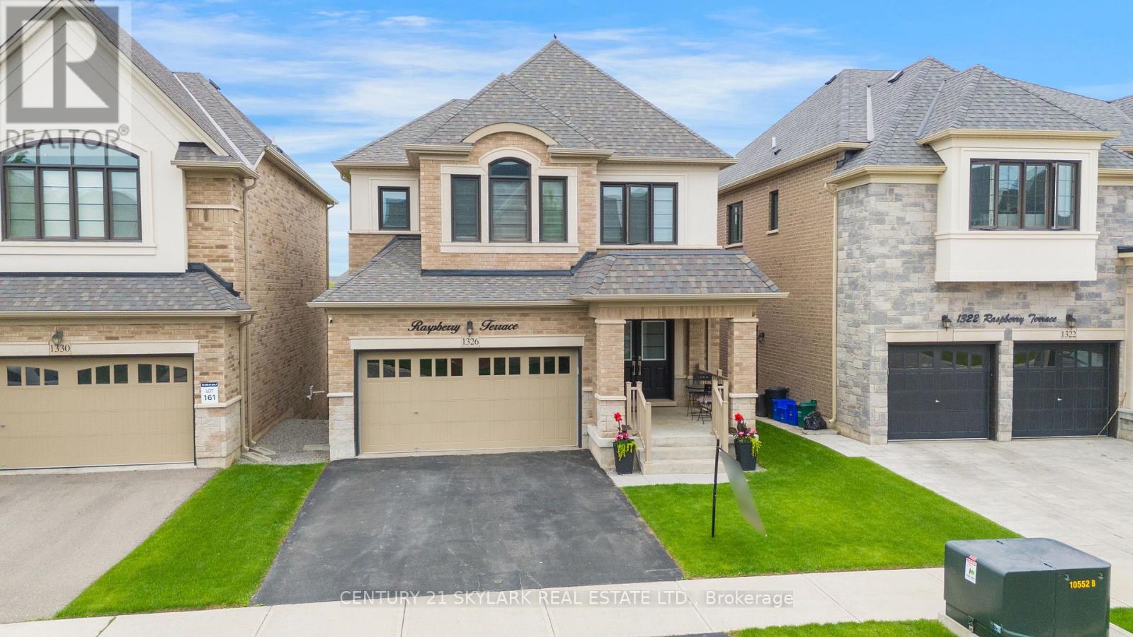 1326 Raspberry Terrace, Milton, Ontario  L9E 1N3 - Photo 2 - W12096536