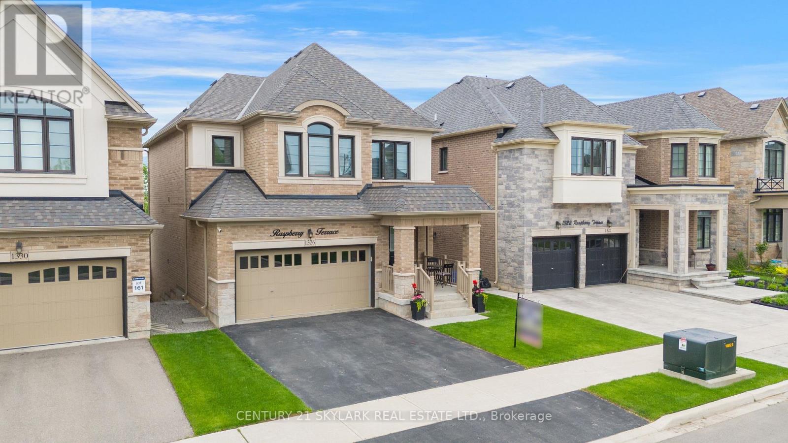1326 Raspberry Terrace, Milton, Ontario  L9E 1N3 - Photo 4 - W12096536
