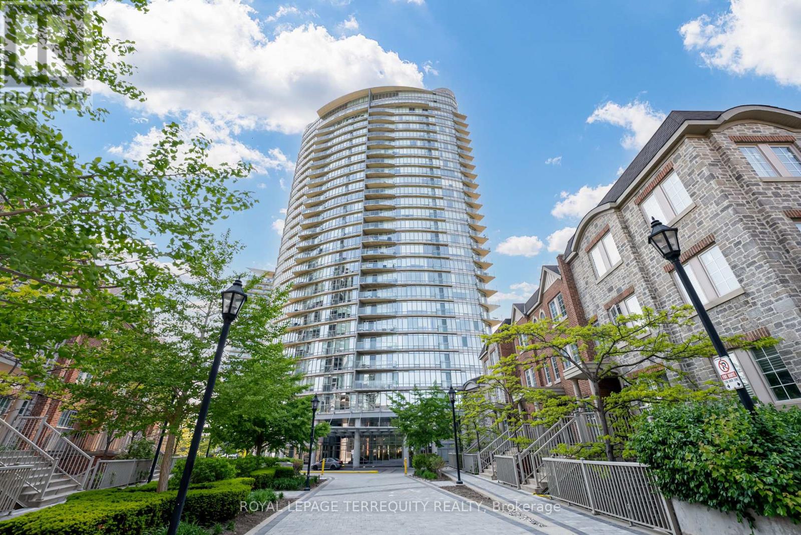 1210 - 15 Windermere Avenue, Toronto (High Park-Swansea), Ontario  M6S 5A2 - Photo 38 - W12207437