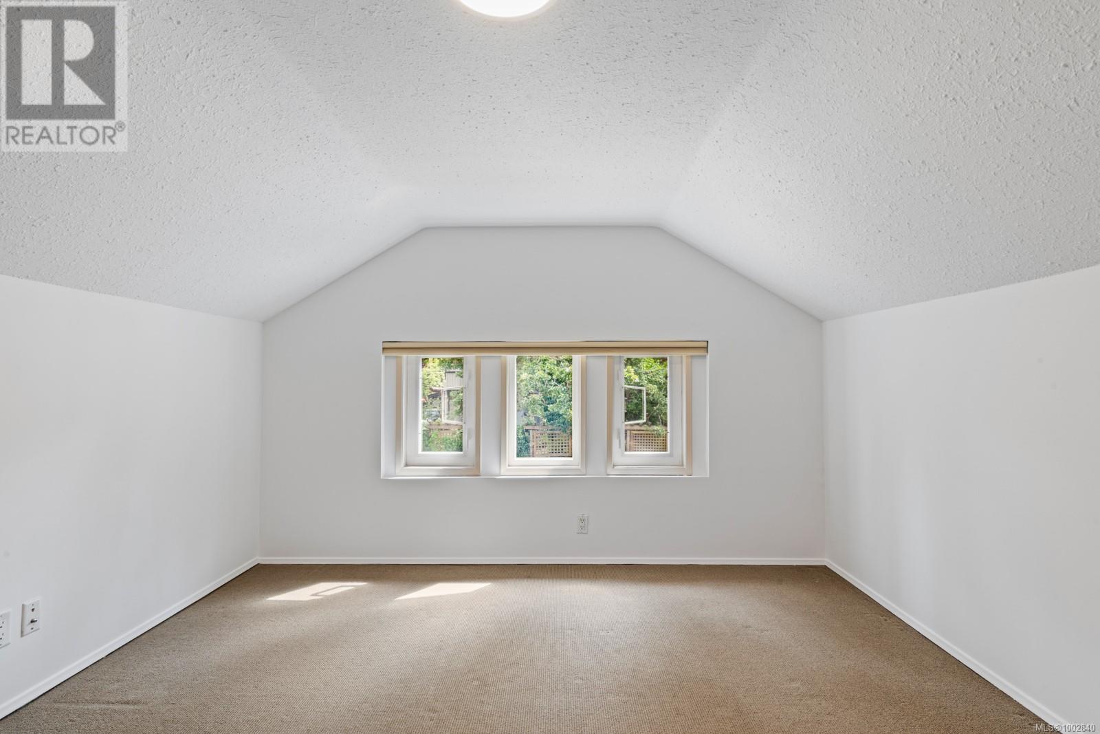 3027 Fifth St, Victoria, British Columbia  V8T 4B6 - Photo 42 - 1002840