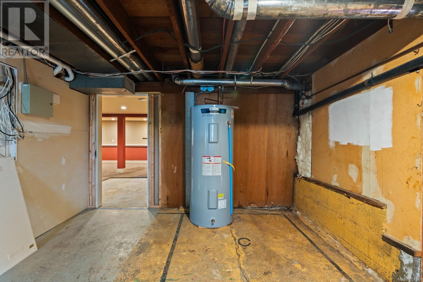 3027 Fifth St, Victoria, British Columbia  V8T 4B6 - Photo 50 - 1002840