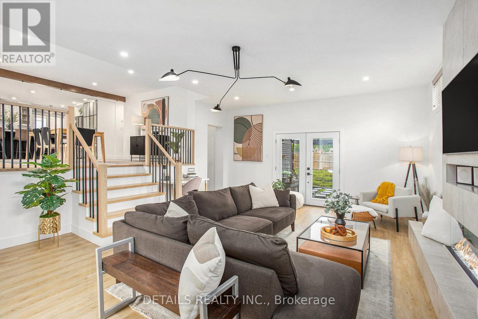1575 Maxime Street, Ottawa, Ontario  K1B 3K9 - Photo 11 - X12208264