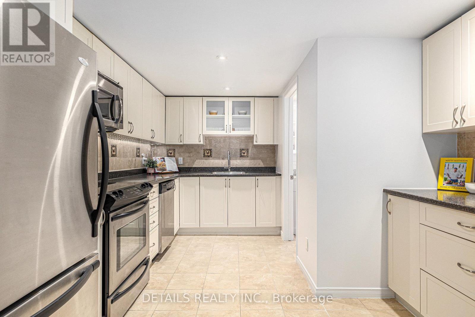 1575 Maxime Street, Ottawa, Ontario  K1B 3K9 - Photo 27 - X12208264