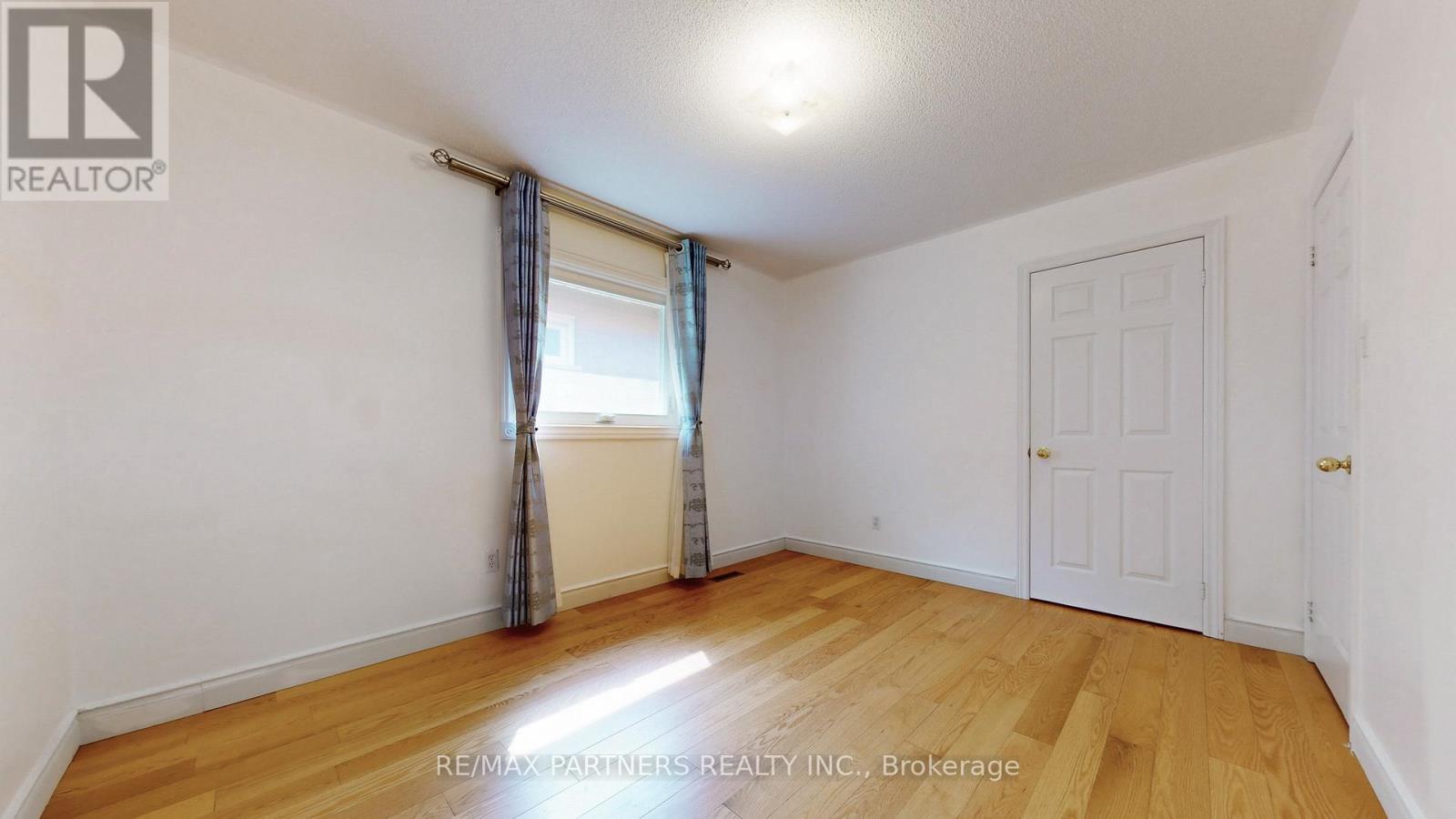 71 Alpine Crescent, Richmond Hill, Ontario  L4S 1W1 - Photo 31 - N12211173