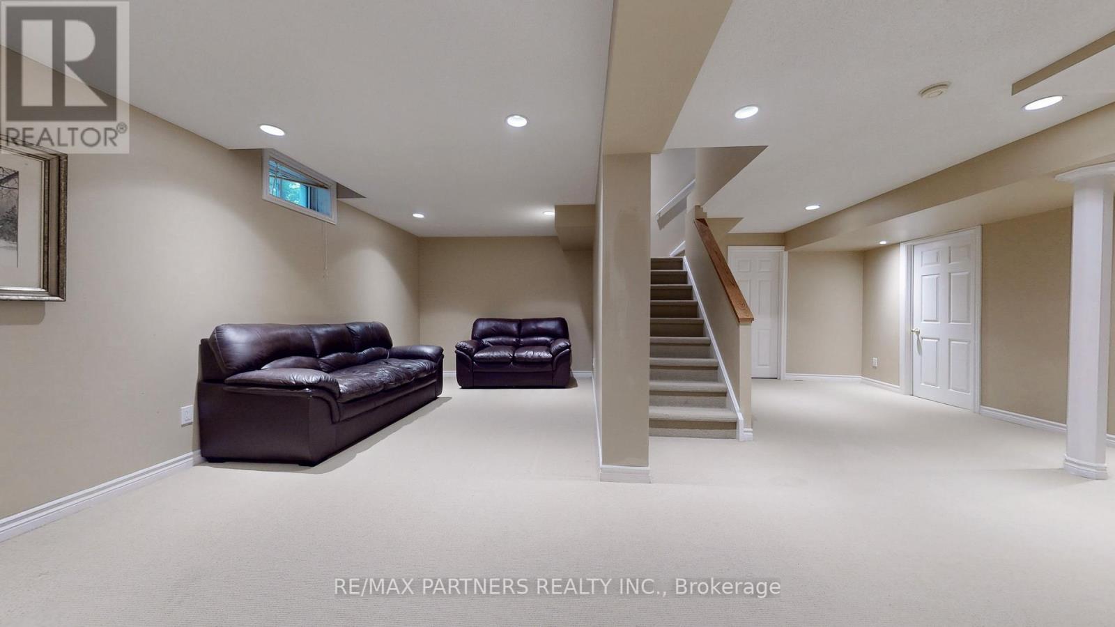 71 Alpine Crescent, Richmond Hill, Ontario  L4S 1W1 - Photo 42 - N12211173