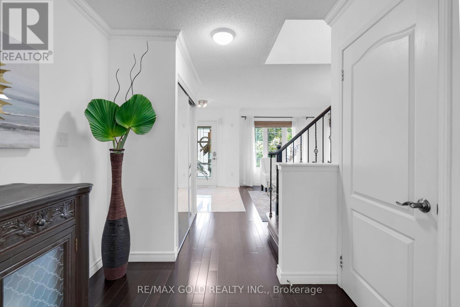 12 Mediterra Drive E, Brampton, Ontario  L7A 2H1 - Photo 12 - W12205194