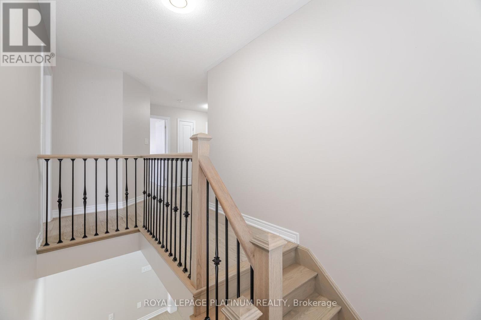 21 Smallwood Road, Brampton, Ontario  L7A 4Y7 - Photo 19 - W12199955