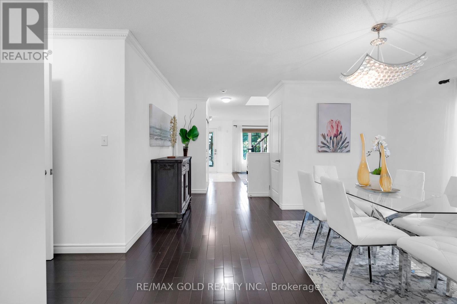 12 Mediterra Drive E, Brampton, Ontario  L7A 2H1 - Photo 16 - W12205194