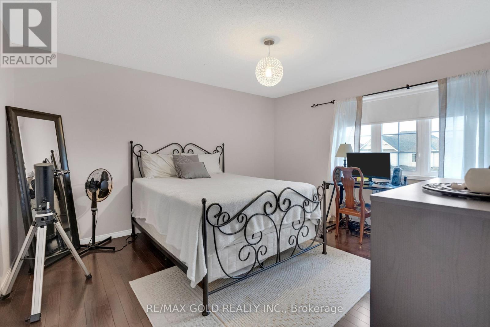 12 Mediterra Drive E, Brampton, Ontario  L7A 2H1 - Photo 37 - W12205194