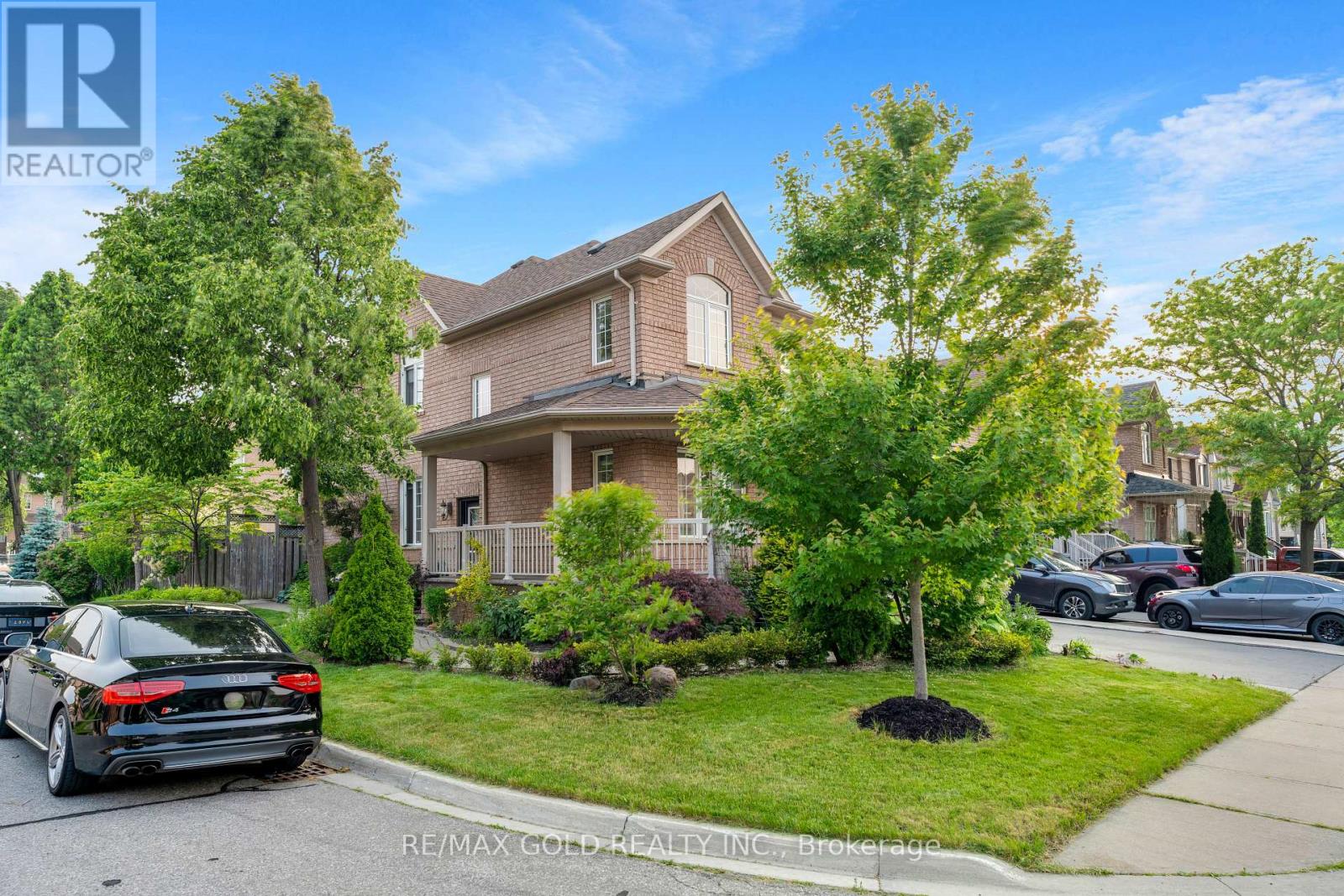 12 Mediterra Drive E, Brampton, Ontario  L7A 2H1 - Photo 49 - W12205194