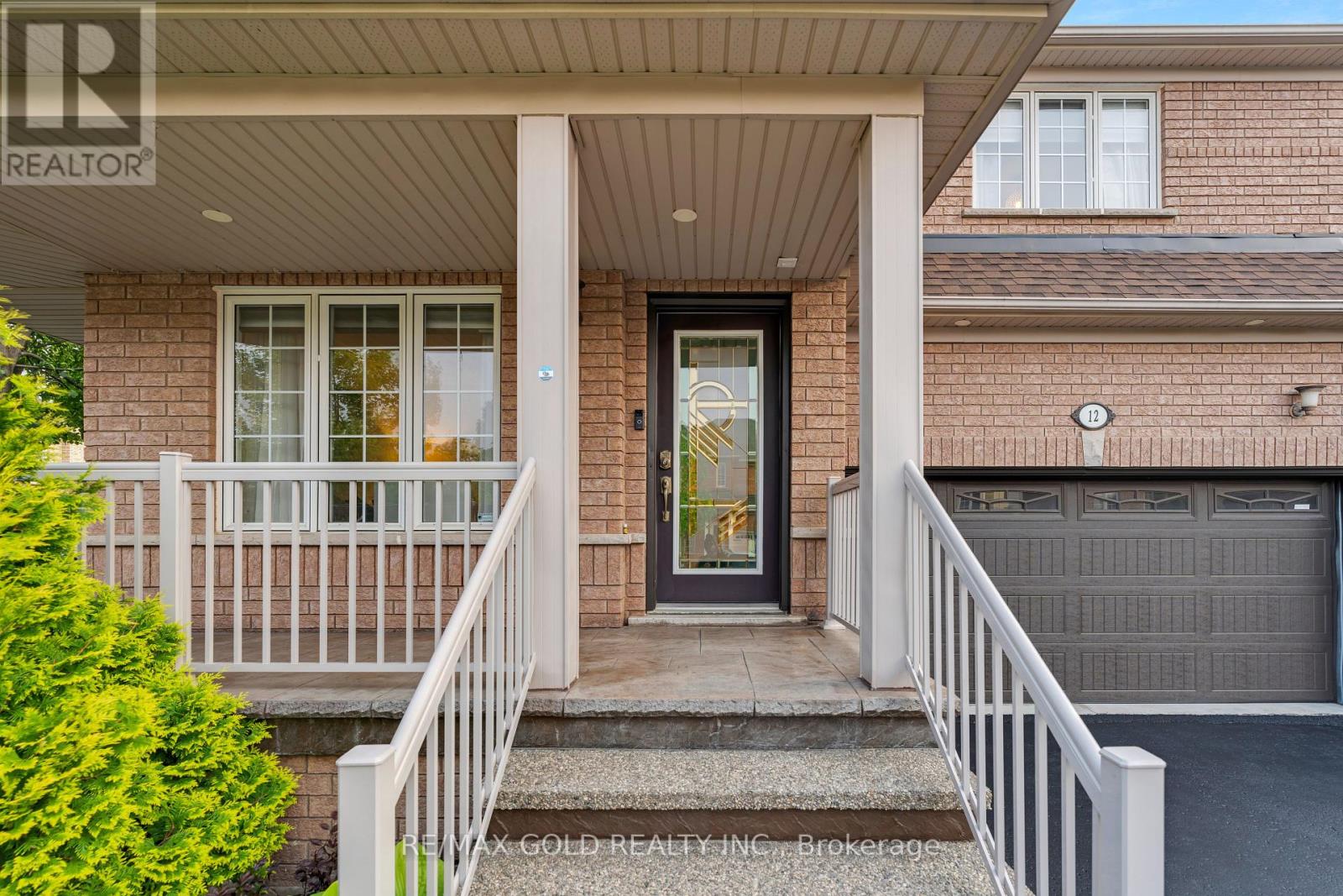 12 Mediterra Drive E, Brampton, Ontario  L7A 2H1 - Photo 6 - W12205194