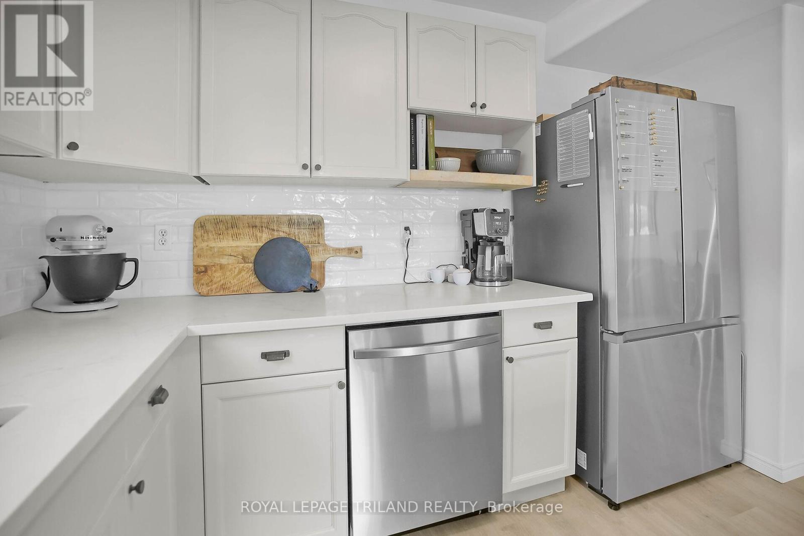 10029 Florence Street, Southwold, Ontario  N5P 4L6 - Photo 8 - X12213256