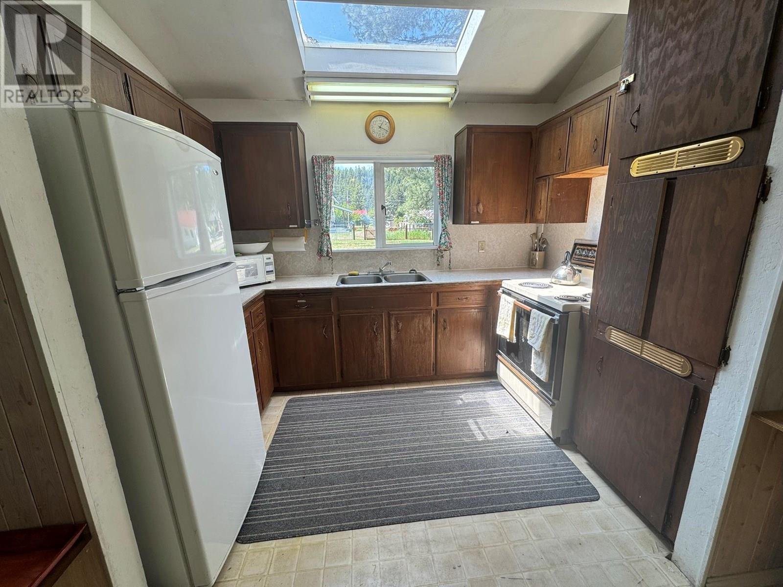 2618 Strathcona Avenue, Tulameen, British Columbia  V0X 1W0 - Photo 17 - 10351133