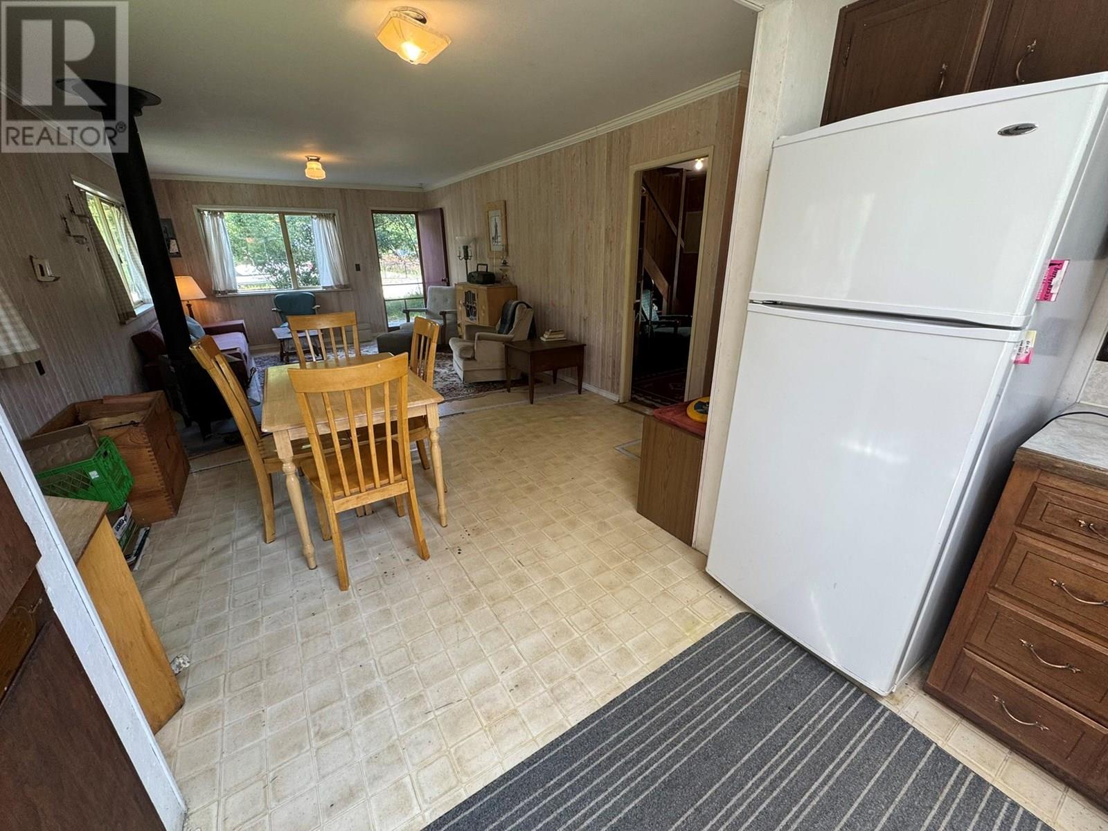 2618 Strathcona Avenue, Tulameen, British Columbia  V0X 1W0 - Photo 4 - 10351133