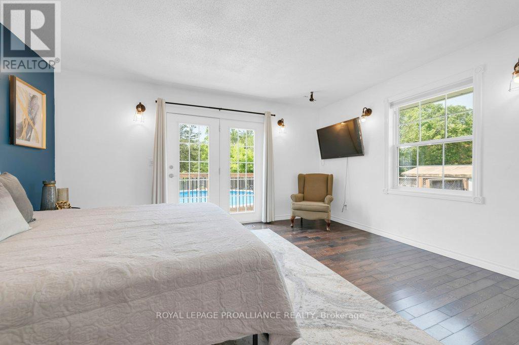 105a&b Bernard Long Road, Quinte West, Ontario  K8V 5P6 - Photo 12 - X12213263