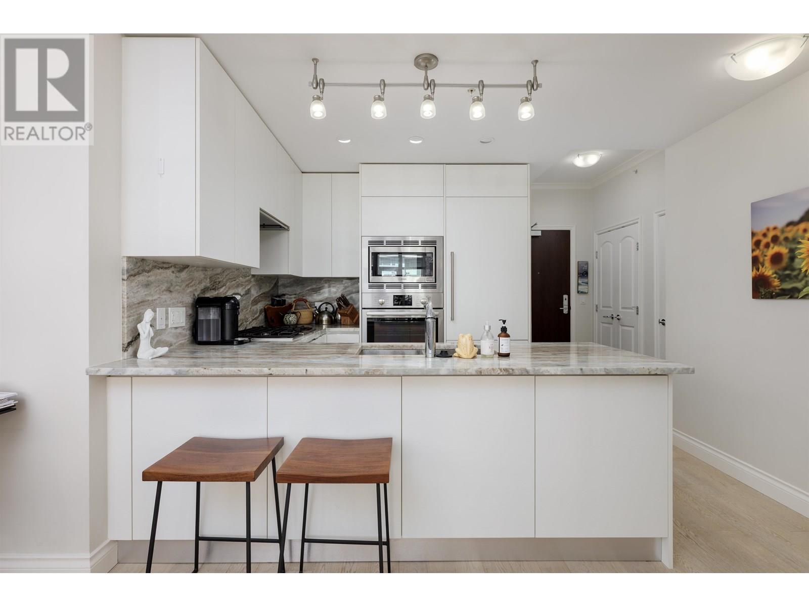 708 185 Victory Ship Way, North Vancouver, British Columbia  V7L 0G2 - Photo 6 - R3013516