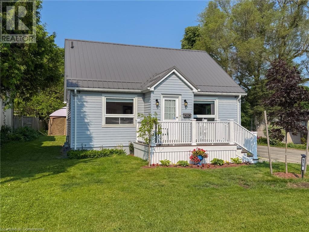 Property at 576 ORCHARD Avenue image 2