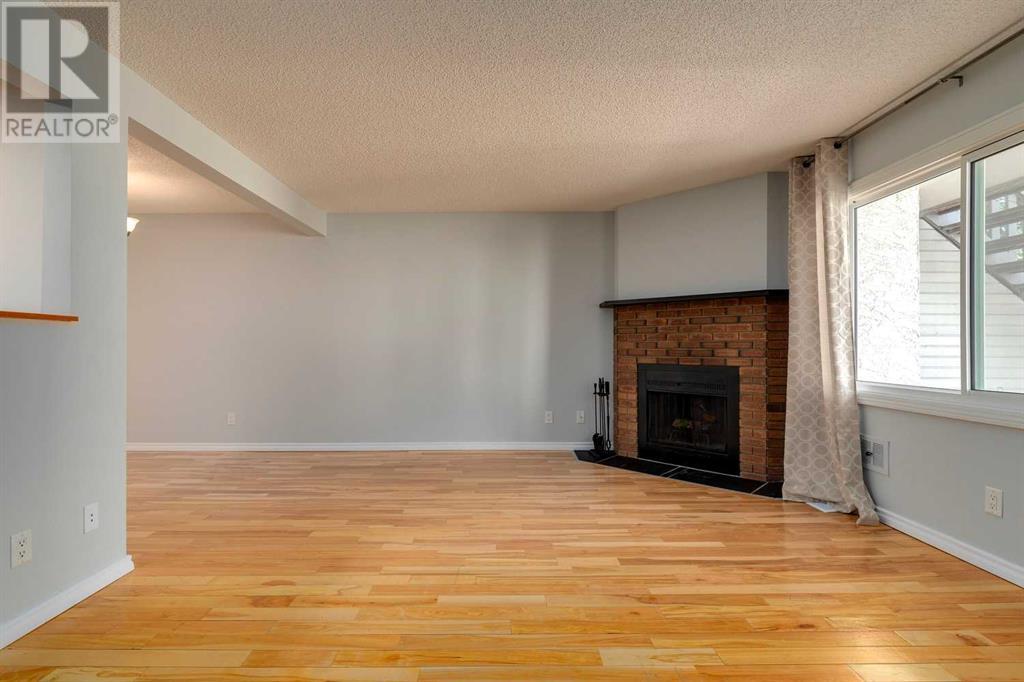 Property at 37 Cedar Springs Gardens SW image 5