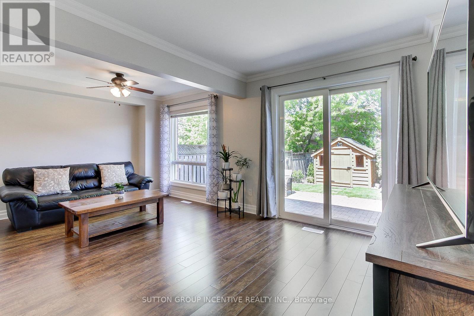 162 Fairwood Drive, Georgina, Ontario  L4P 3Y3 - Photo 16 - N12179490