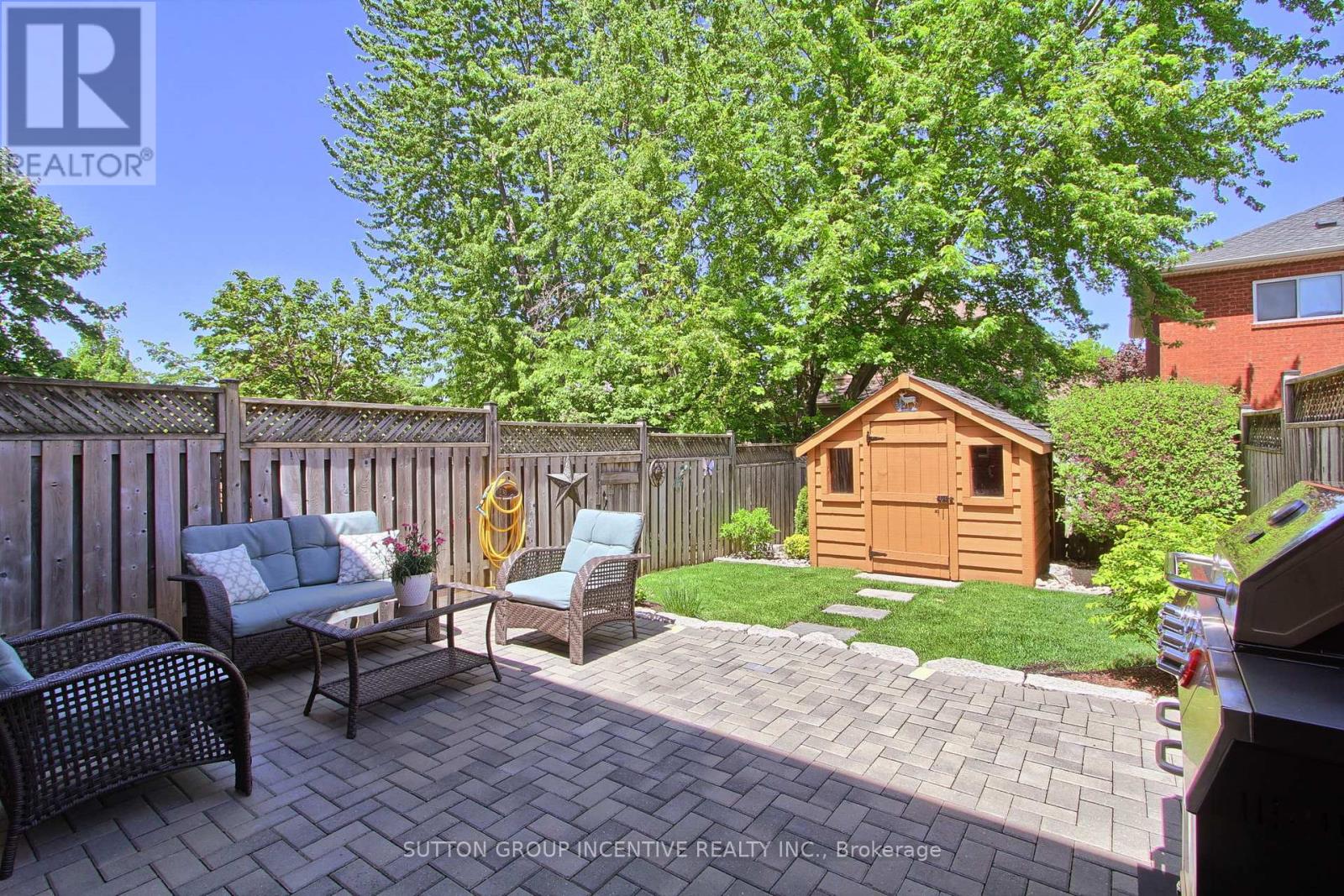 162 Fairwood Drive, Georgina, Ontario  L4P 3Y3 - Photo 1 - N12179490
