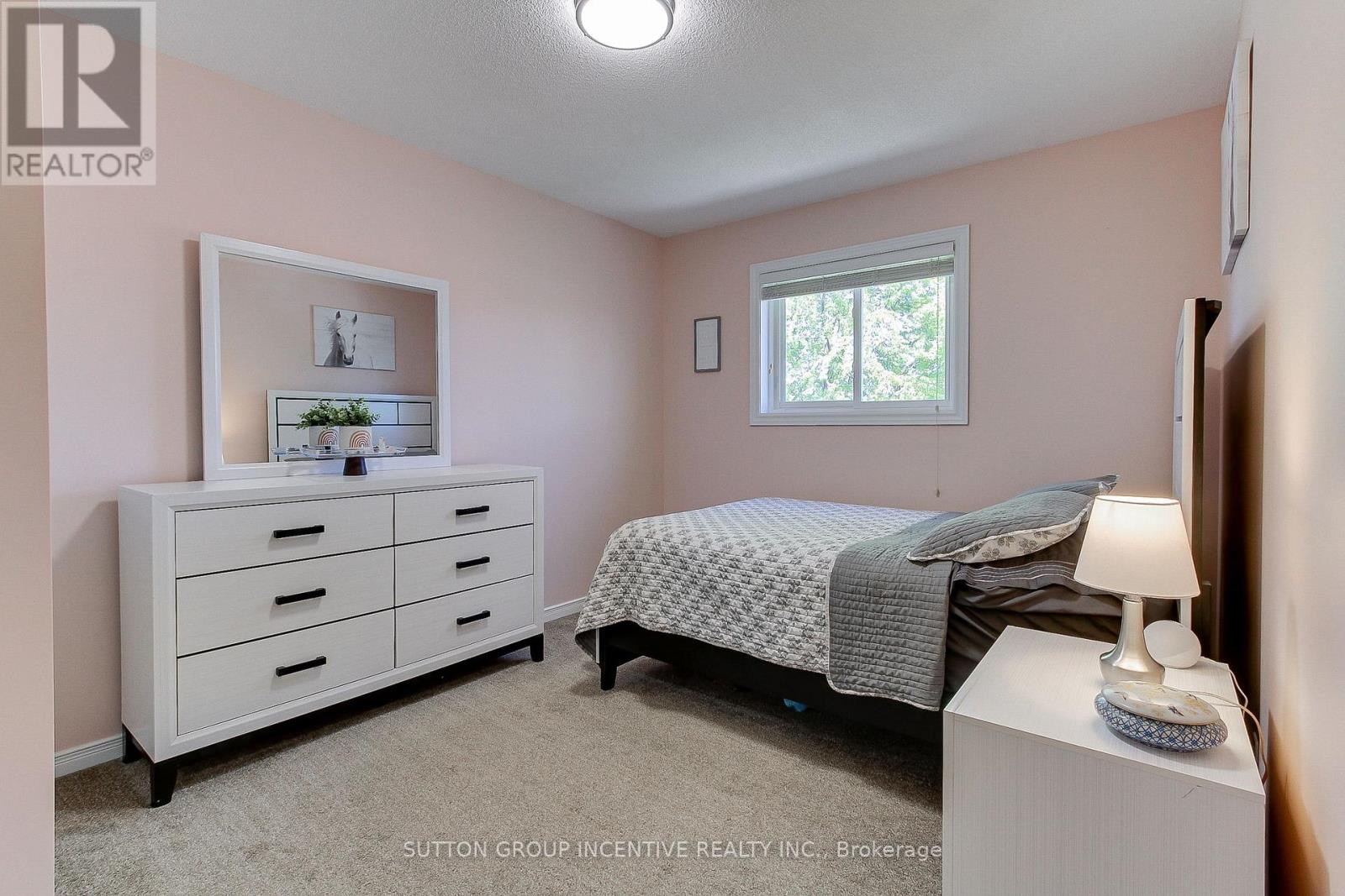 162 Fairwood Drive, Georgina, Ontario  L4P 3Y3 - Photo 23 - N12179490