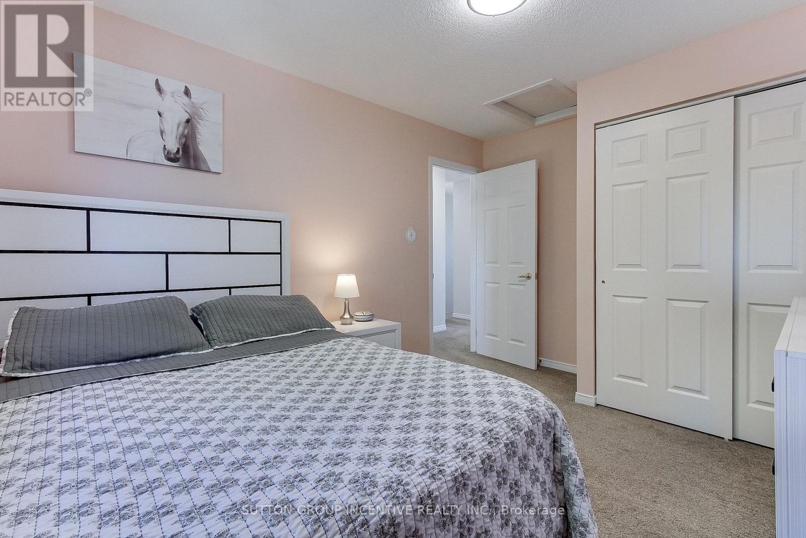 162 Fairwood Drive, Georgina, Ontario  L4P 3Y3 - Photo 25 - N12179490