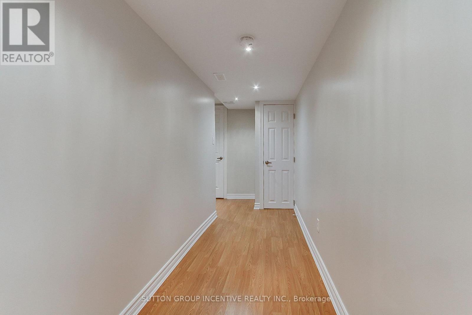 162 Fairwood Drive, Georgina, Ontario  L4P 3Y3 - Photo 36 - N12179490