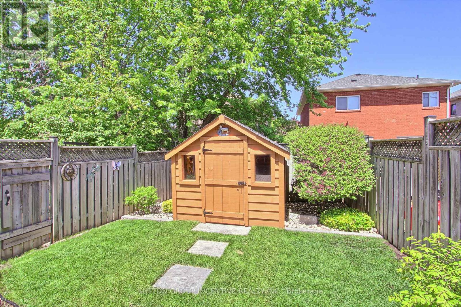 162 Fairwood Drive, Georgina, Ontario  L4P 3Y3 - Photo 41 - N12179490