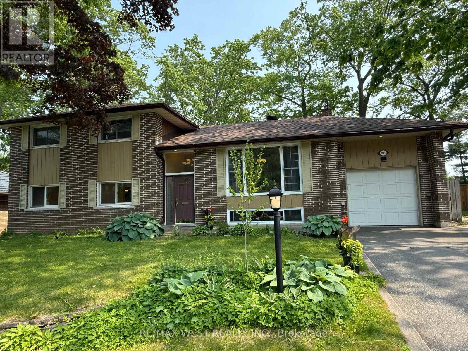 105 SHIRLEY AVENUE, Barrie, Ontario