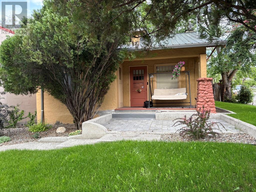 396 Van Horne Street, Penticton, British Columbia