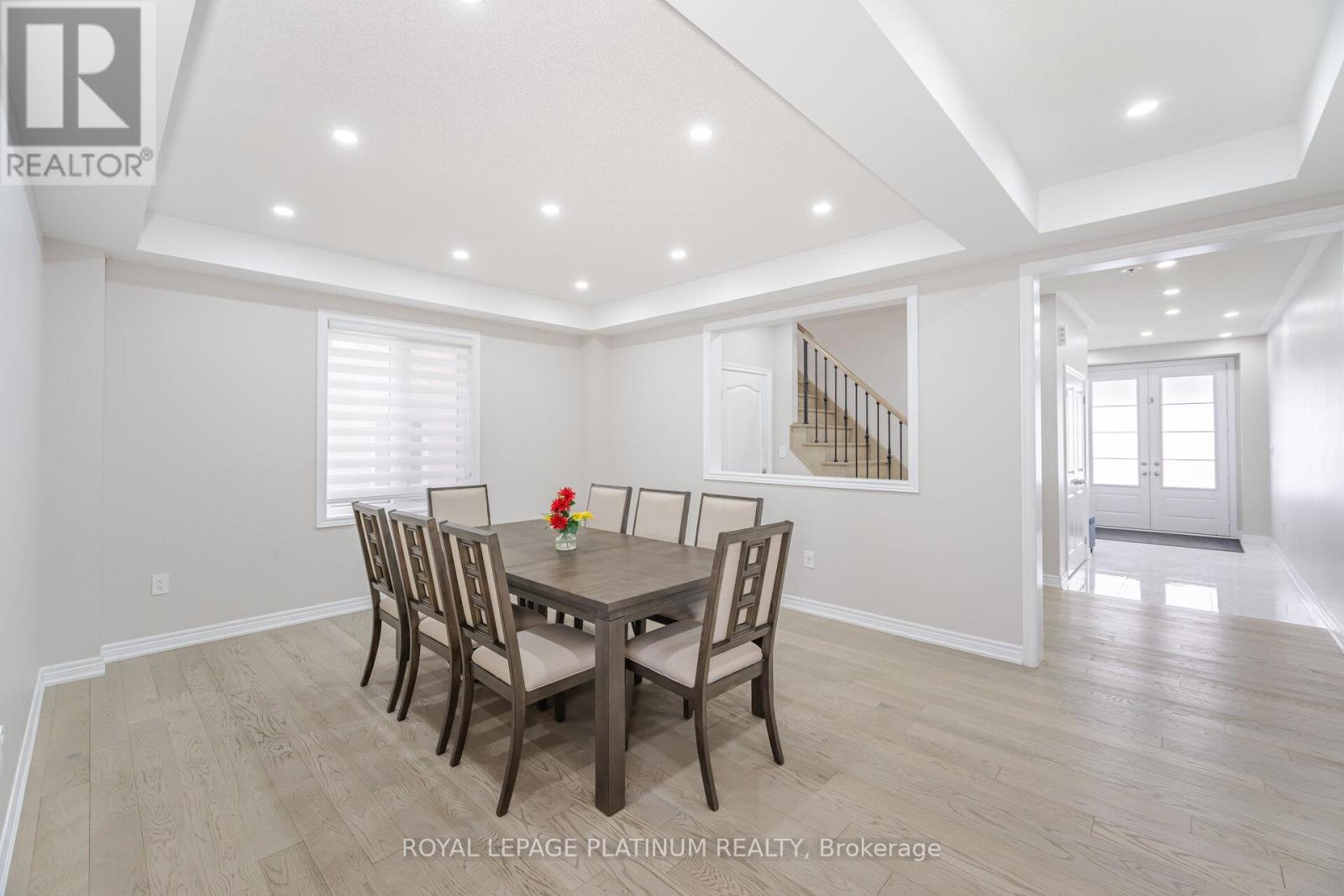21 Smallwood Road, Brampton, Ontario  L7A 4Y7 - Photo 6 - W12199955