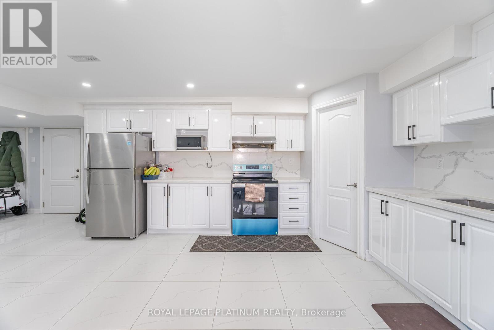 21 Smallwood Road, Brampton, Ontario  L7A 4Y7 - Photo 42 - W12199955