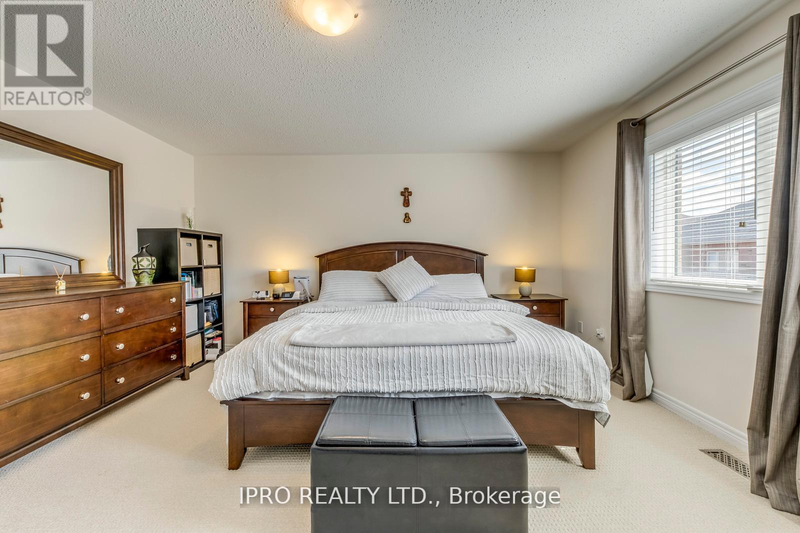 11 Trentonian Street, Brampton, Ontario  L6R 3W2 - Photo 21 - W12211409