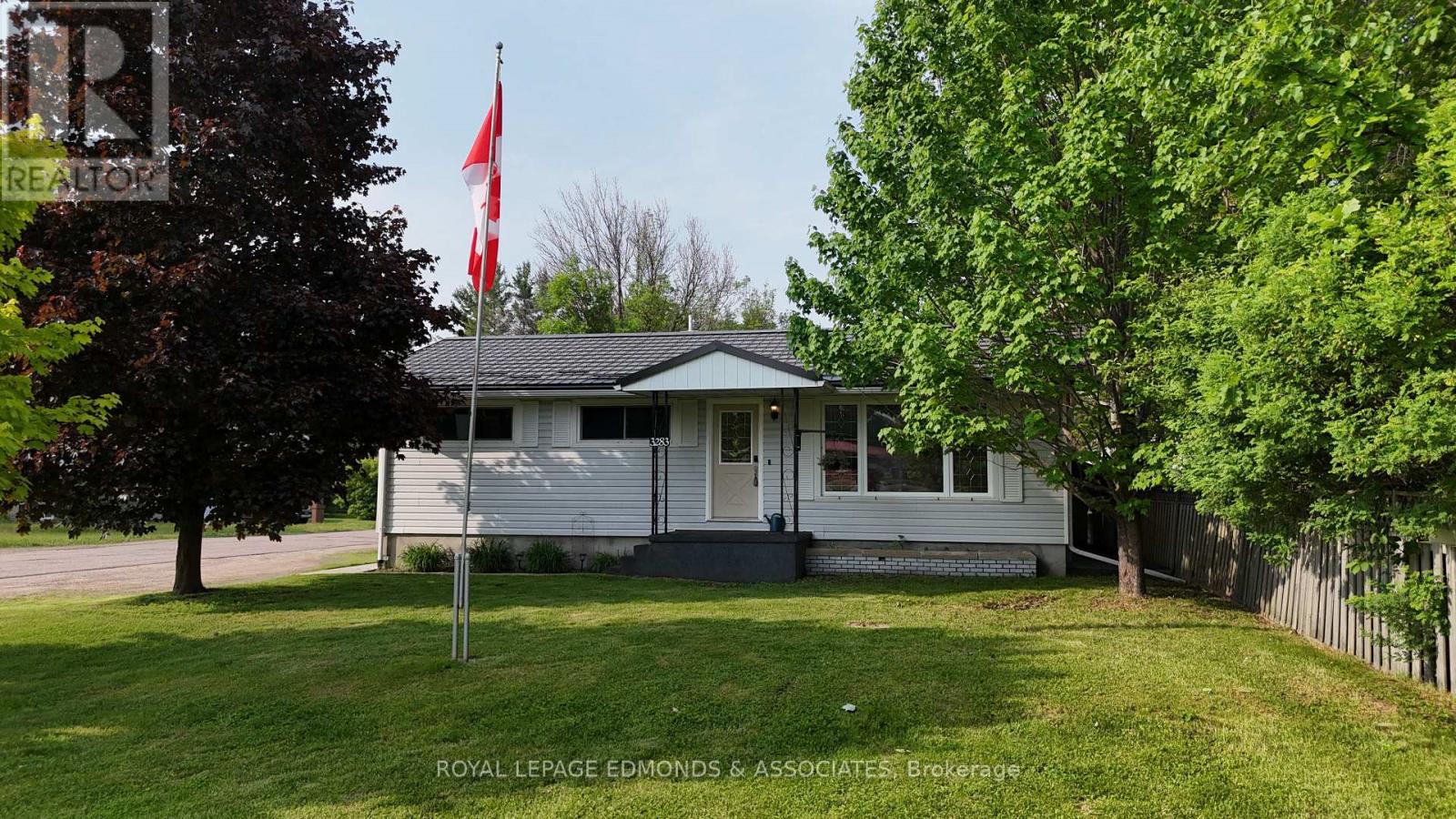 3283 PETAWAWA BOULEVARD, Petawawa, Ontario