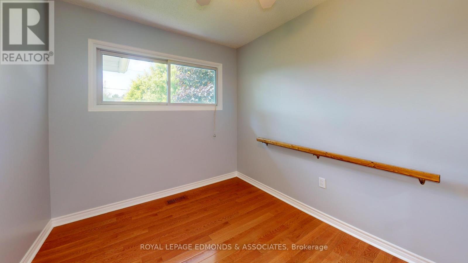 3283 Petawawa Boulevard, Petawawa, Ontario  K8H 1X8 - Photo 18 - X12213211