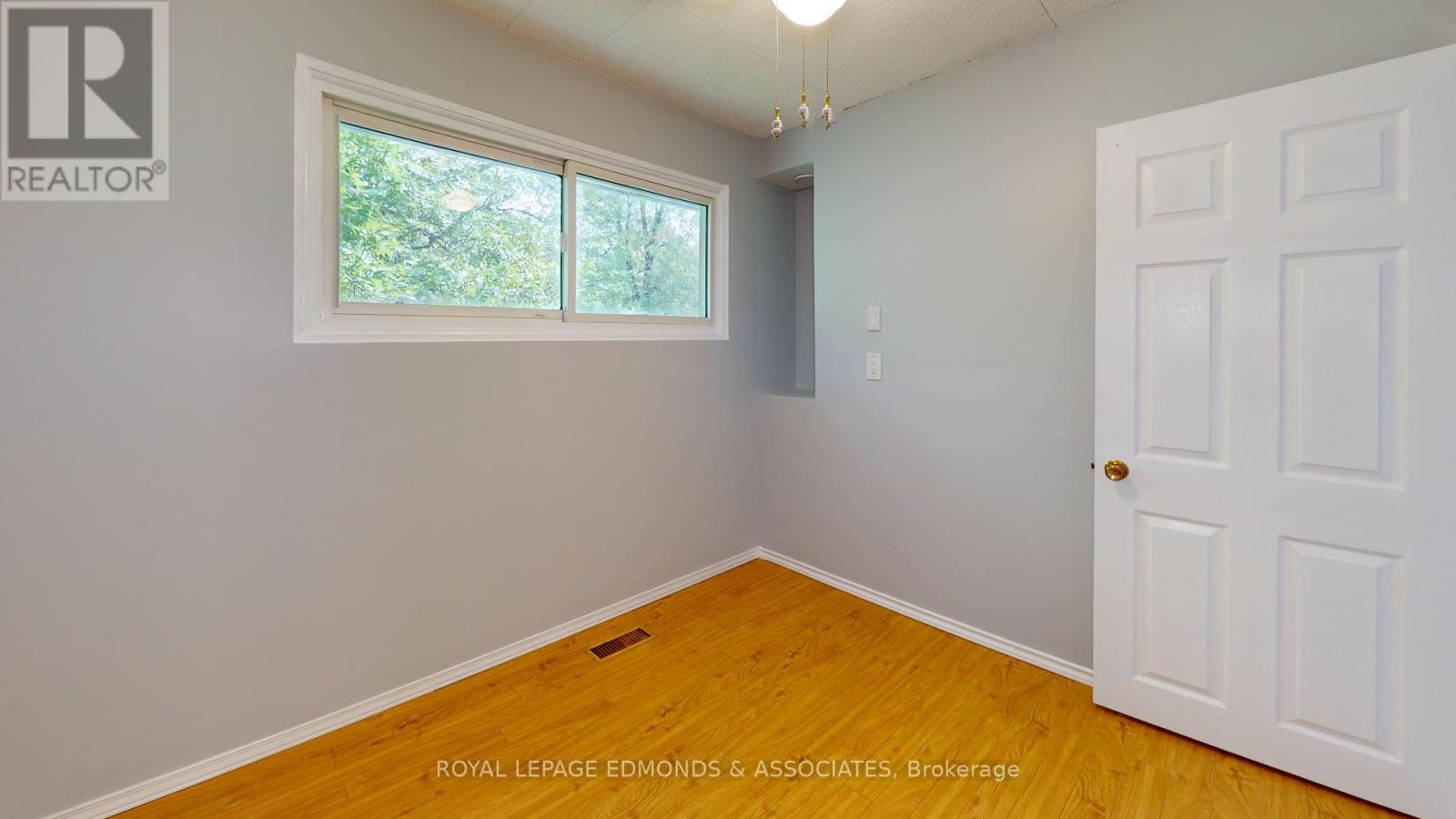 3283 Petawawa Boulevard, Petawawa, Ontario  K8H 1X8 - Photo 22 - X12213211