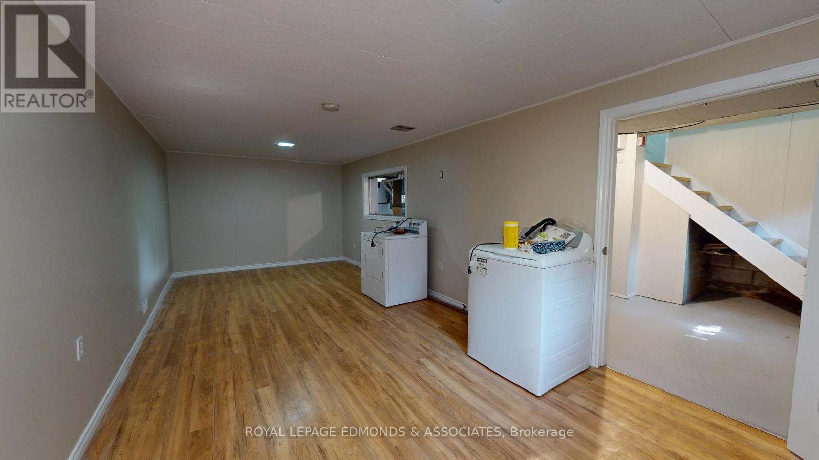 3283 Petawawa Boulevard, Petawawa, Ontario  K8H 1X8 - Photo 38 - X12213211